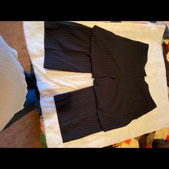 Jones New York Collection pant suit - Picture 6 of 6